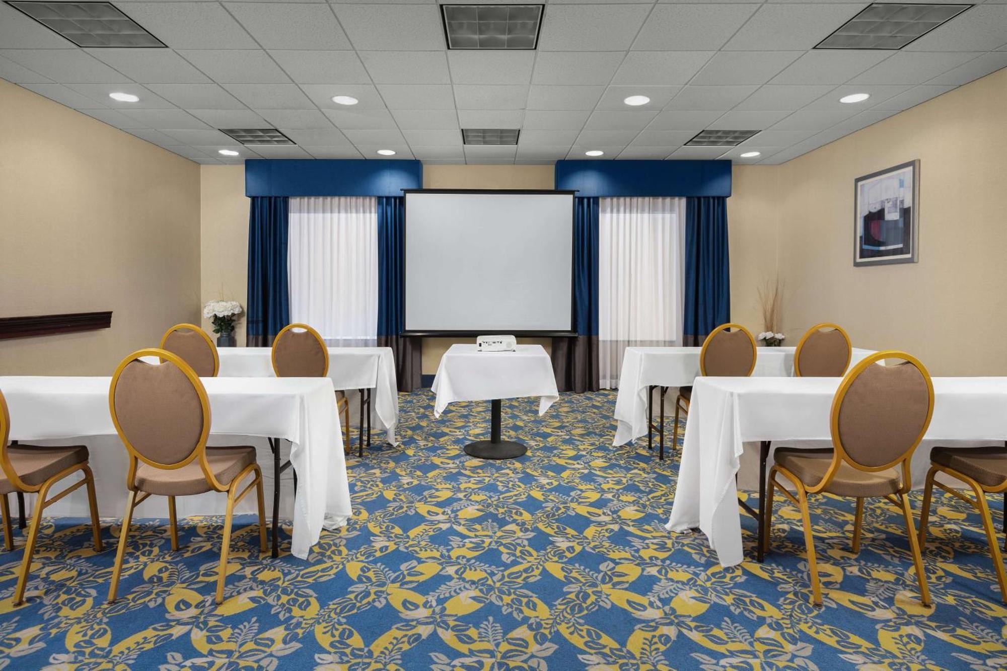 Hampton Inn Syracuse Clay Liverpool Esterno foto