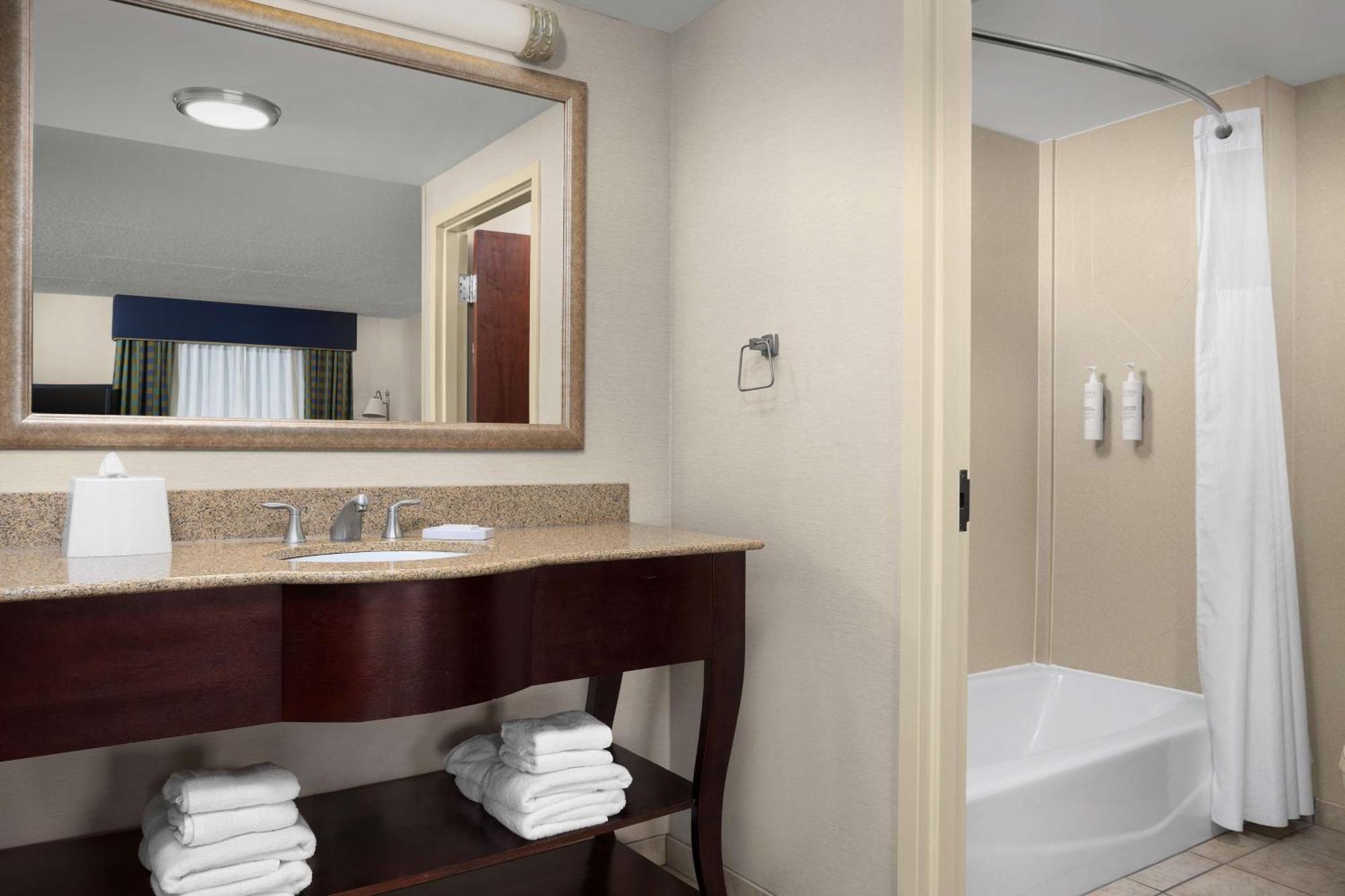 Hampton Inn Syracuse Clay Liverpool Esterno foto